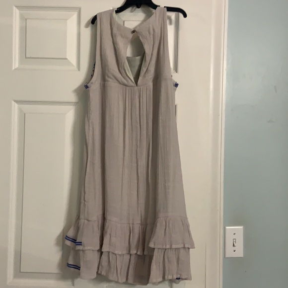 Women’s sundress - Picture 3 of 3